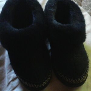 Isotoner cozy slippers
