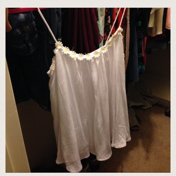 Lf inspired daisy tank - Picture 2 of 2