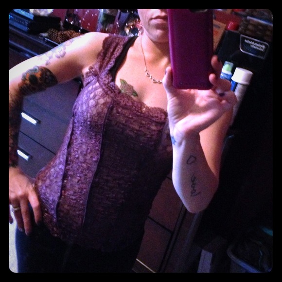 DKNY lace corset style top 🚫trades