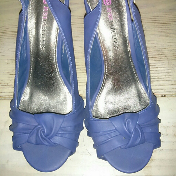 SOLD IB "DEVIL IN  BLUE HEELS" - Picture 2 of 2
