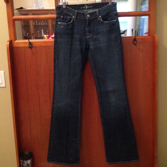 Reduced🌷 7  jeans size 28 dark denim boot cut leg