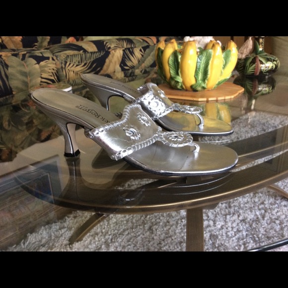 Sold....Jack rogers silver sandals - Picture 2 of 3