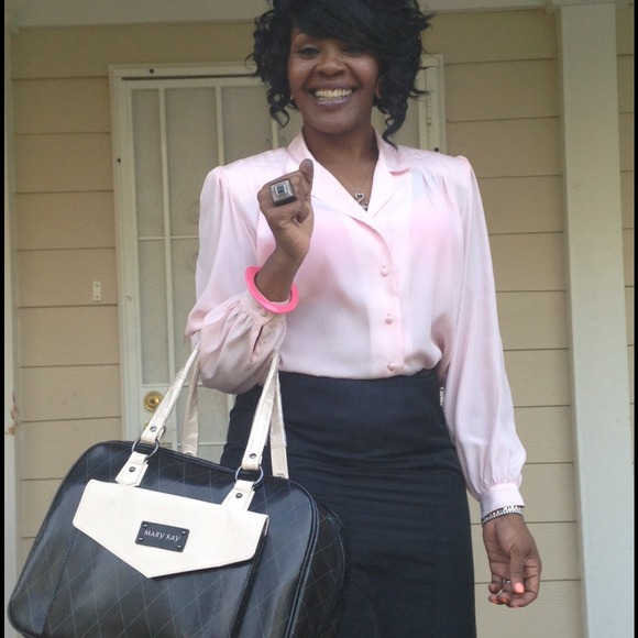 Mrs. Cozzie, your MARY KAY CONSULTANT - Picture 2 of 4