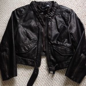 NWOT 3/4 Sleeve Brown Leather Jacket