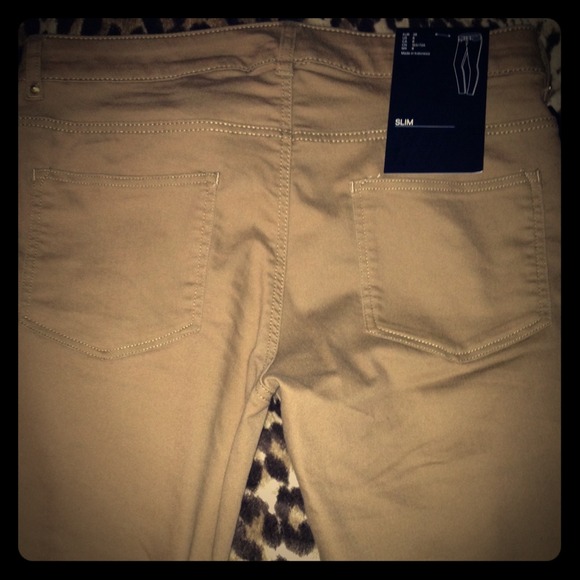 H&M pants.