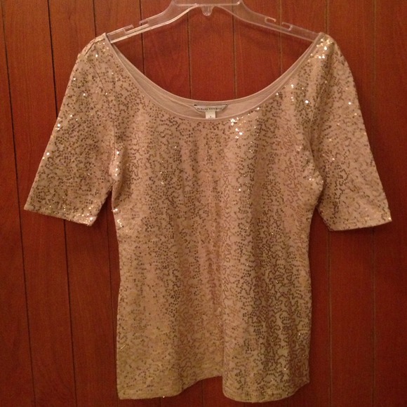 🎉HP 6/1🎉 NWT Banana Republic Gold Sequin Top. - Picture 1 of 4
