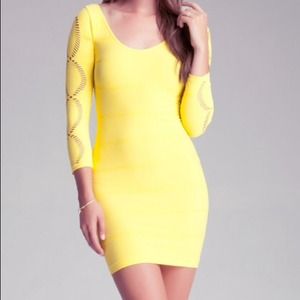 💥Flash Sale💥Bebe Kaylee Crochet sleeve dress