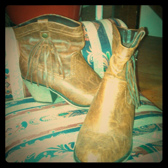 Cowboy Ankle Boot