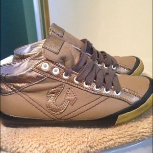 True Religion shoes
