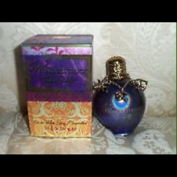 Wonderstruck perfume