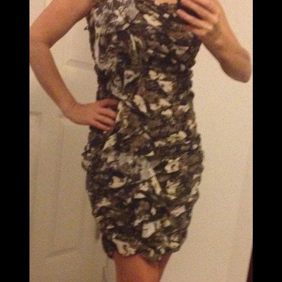 Elizabeth and James side ruffle dress
