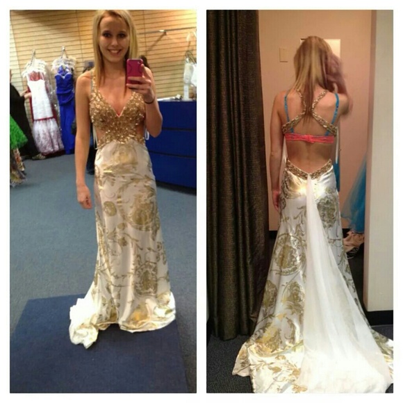 Prom Dress - Picture 2 of 3