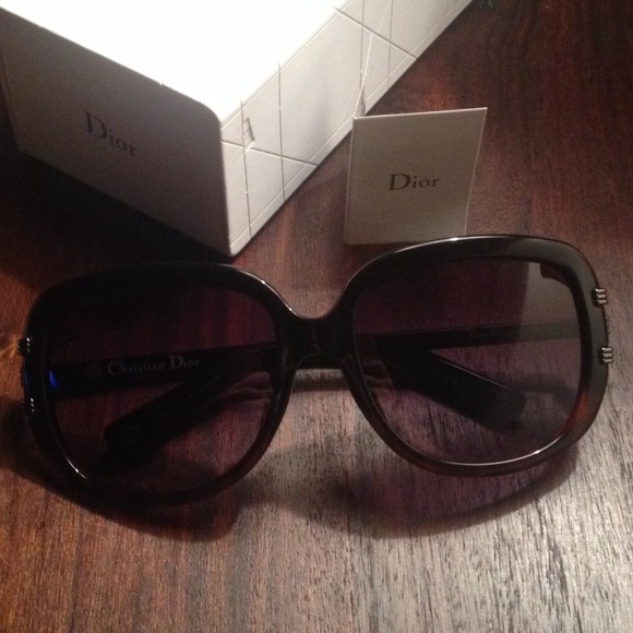 ❌SOLD❌ DIOR Graphix3 F Sunglasses - Picture 4 of 4