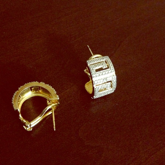 Earrings.