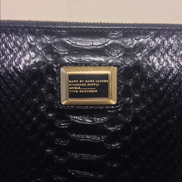 Marc by Marc Jacobs iPad 2 case - Picture 4 of 4