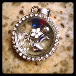 Floating locket with charms and chain