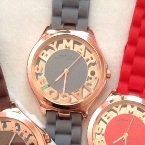 Bundle for @jessahinton