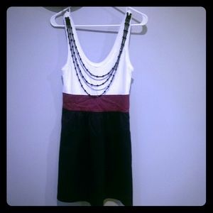 Color block dress with pockets