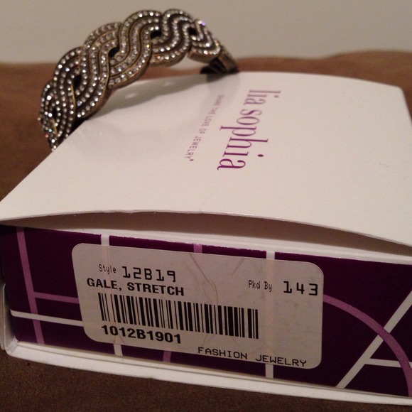 SOLD - Picture 4 of 4