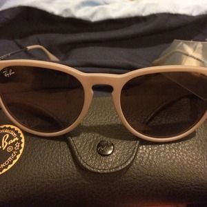 Erika Ray-Bans sunglasses