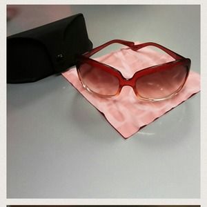 ✋Sold✋-Authentic oliver people sunglasses