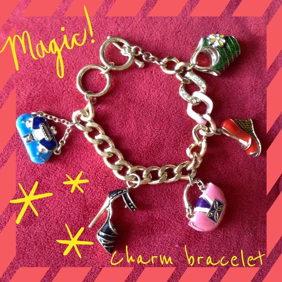 💞Charm bracelet💞