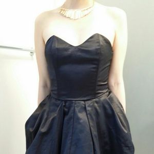 Black fancy sweetheart cocktail dress with tulle