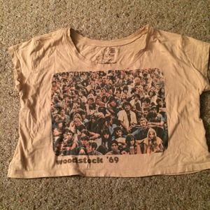 Beige Woodstock crop top