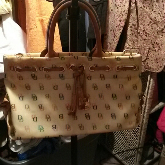 Dooney& Bourke Purse - Picture 2 of 3