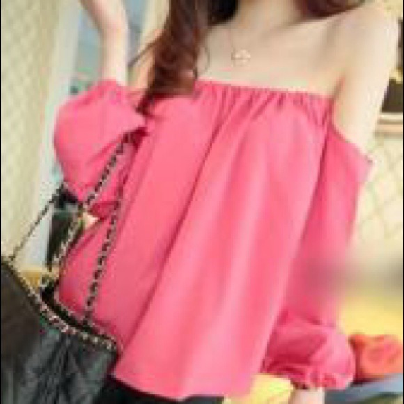 NEW!!Pink off the shoulder top♥︎