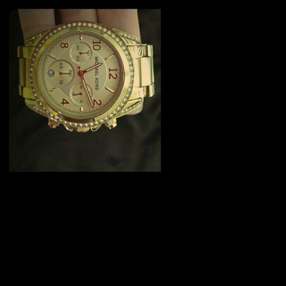 Authentic Michael Kors Ladies Runway Crystal Watch