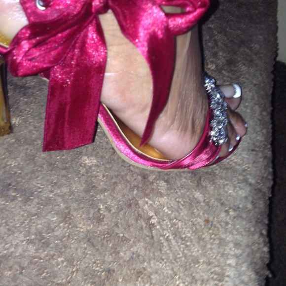 Beautiful Red Rhinestone heels - Picture 3 of 3