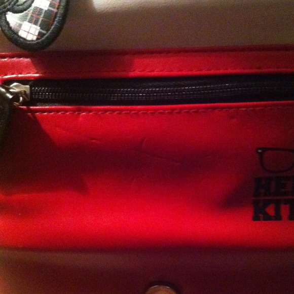 Hello Kitty Wallet - Picture 3 of 3