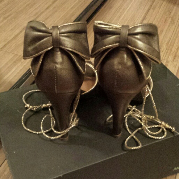 🔴BUNDLED🔴Miss Sixty Agnes Gold Heels - Picture 3 of 4