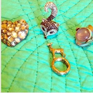 Rings, hat and bag 👜