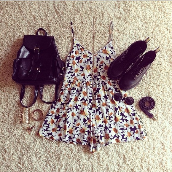 Dresses & Skirts - Daisy Print Playsuit / Romper