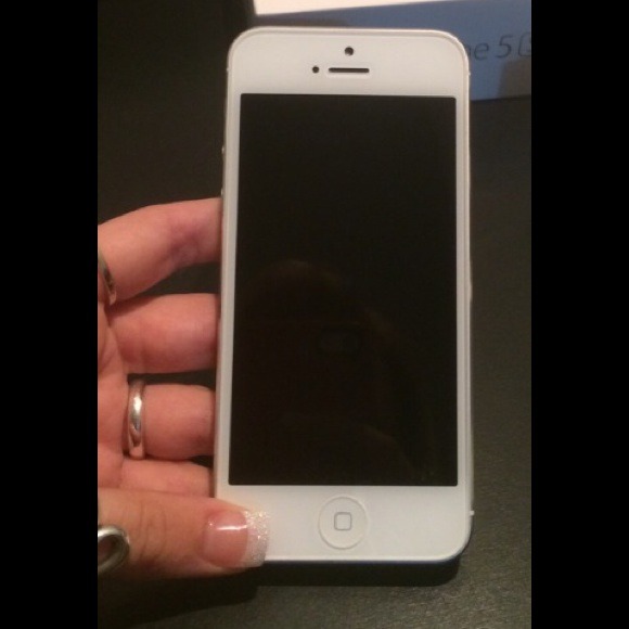 🚫SOLD🚫 iPhone 5
