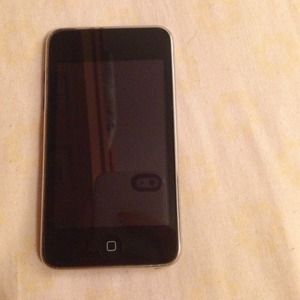 iPod touch 32gb 3rd generation