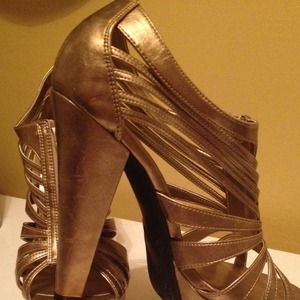 Carlos Santana Shoes.