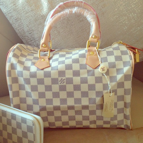 LV damiar speedy