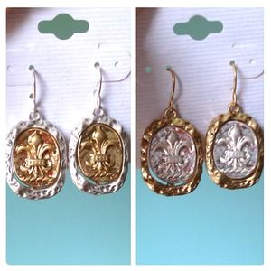 Delete Artisan Fleur de Lis Earrings gold silver