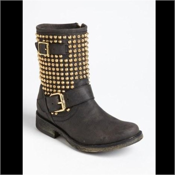 Steven Madden boots