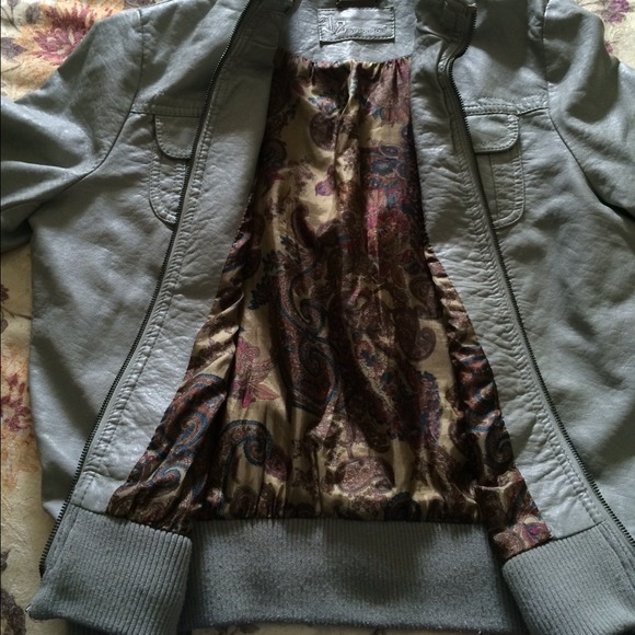 Cute Moto Style Jacket - Picture 2 of 4