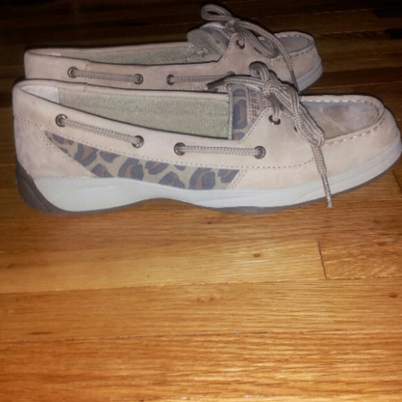 Sperry boat shoes