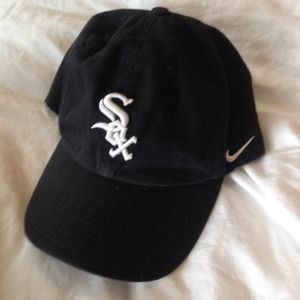 Nike white sox cap