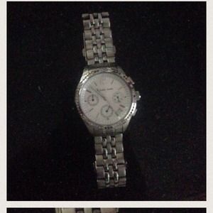 MK Silver watch 100% authentic-(NO TRADES)