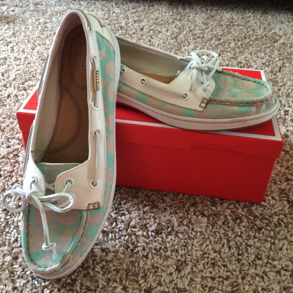 Coach boat shoes