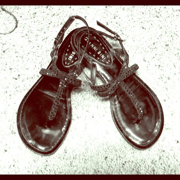 Glamorous strap sandals