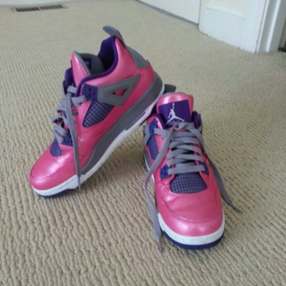 Pink Jordan's - Picture 1 of 3