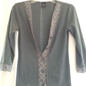 Light weight cardigan